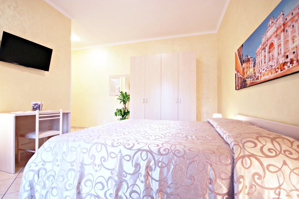 Guesthouse Holiday And רומא מראה חיצוני תמונה